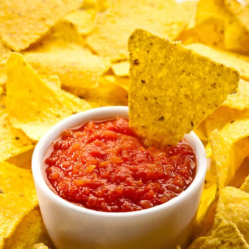 chips & roasted chili salsa