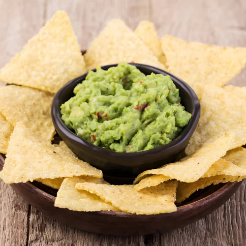 chips & tomatillo-green chili salsa